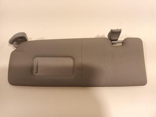 ZONNEKLEP LINKS BMW 1 serie (E81) (1010472300), Auto-onderdelen, Interieur en Bekleding, BMW, Gebruikt