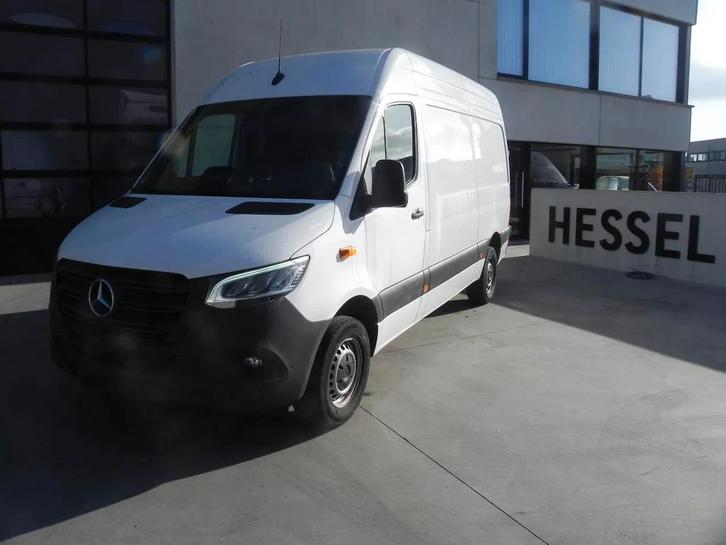 Mercedes-Benz Sprinter 317 navi / led / camera / sensoren /, Auto's, Bestelwagens en Lichte vracht, Te koop, Mercedes-Benz, Diesel