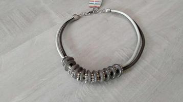Halsketting / collier Les Cordes NIEUW beschikbaar voor biedingen