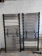 dubbel bed in metaal met 2 lattenbodems en 2 nachttafels., Huis en Inrichting, Slaapkamer | Bedden, Ophalen, Gebruikt, 200 cm