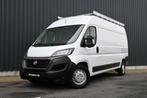 Fiat Ducato L3H2 180PK / GPS Cruise Camera Trekh Leder BTW, Auto's, Voorwielaandrijving, Used 1. Bestelwagens met ervaring., Euro 6