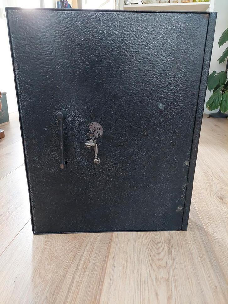 Vintage Wittkopp Duitse stevige kluis incl sleutel, Huis en Inrichting, Brandblussers en Brandkasten, Gebruikt, Brandkast, Ophalen of Verzenden