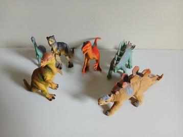 Speelgoed Dino's beschikbaar voor biedingen