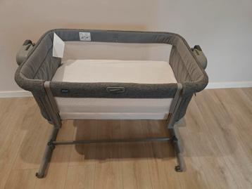 Chicco co-sleeper met aero sleepmatras en beschermer beschikbaar voor biedingen