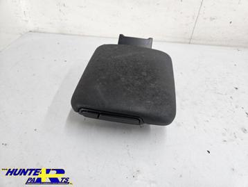 Armsteun midden zwart Volvo V40/S40 I ('96-'04) beschikbaar voor biedingen