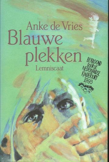 BLAUWE PLEKKEN - ANKE DE VRIES (bekroond NL kinderjury 1993) beschikbaar voor biedingen