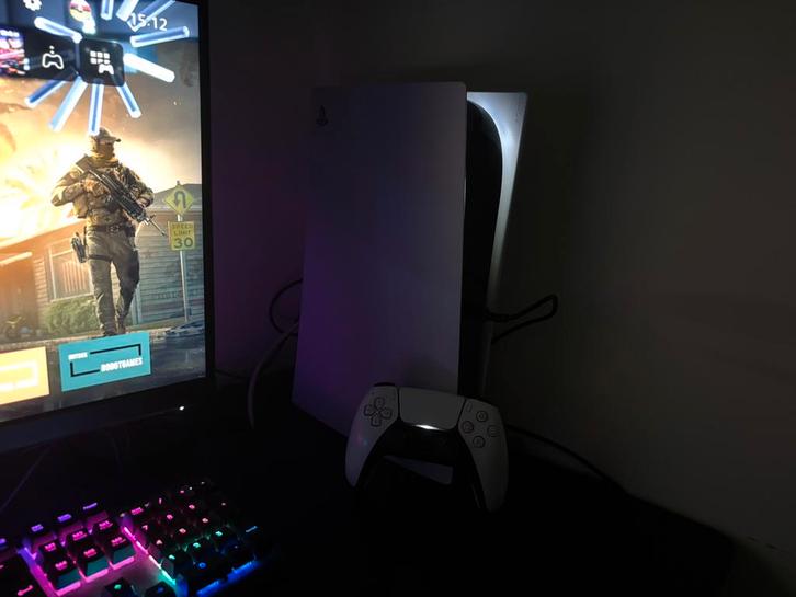 PS5 - ÉDITION DISC 500 GO, Consoles de jeu & Jeux vidéo, Consoles de jeu | Sony PlayStation 5, Comme neuf, Playstation 5, Enlèvement