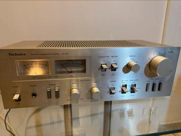 Vintage Technics SU-Z2 stereo integrated Amplifier 