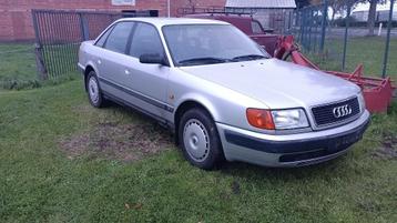 Audi 100 , 2.3 lit 5cil benzine. Goed lopende wagen 1992.