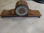Vintage houten tafelklok Westminster, Ophalen, Gebruikt, Analoog, Wekker of Tafelklok