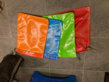 17 zandzakken voor springkastelen, Enlèvement, Neuf