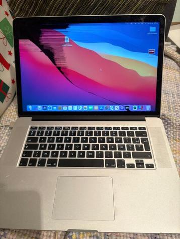 MacBookPro (beschadiging scherm) beschikbaar voor biedingen
