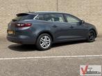Renault Megane Estate 1.5 dCi Eco2 Zen | € 5.750,- NETTO! |, Auto's, Renault, Zilver of Grijs, Te koop, 90 g/km, Mégane