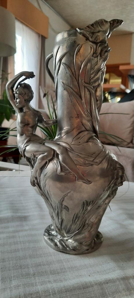 2 vases décoratifs en étain de Jean Maurice Petizon., Antiquités & Art, Antiquités | Étain, Enlèvement