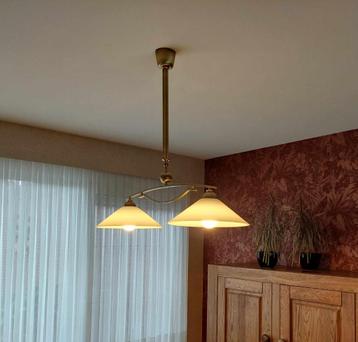 Bronzen lamp beschikbaar voor biedingen