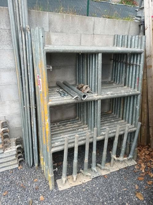Échafaudage ADRIA galvanisé., Doe-het-zelf en Bouw, Steigers, Gebruikt, Ophalen