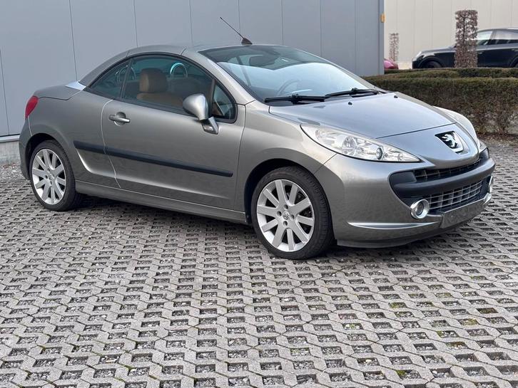 Peugot 207 cc 1.6 benzine - 140 000KM - Gekeurd VVK, Autos, Peugeot, Entreprise, Achat, Air conditionné, Essence, Boîte manuelle