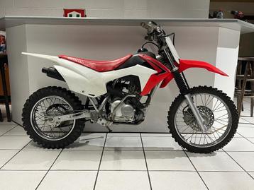 Honda CRF 125 F beschikbaar voor biedingen