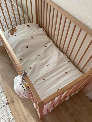 Lit bébé et commode IKEA Sniglar, Enlèvement, Comme neuf, Moins de 140 cm, Moins de 70 cm