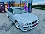 BMW 528 PAKKET M, Auto's, BMW, Automaat, 4 deurs, Zwart, Alcantara