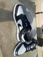 Nike panda dunks, Kleding | Heren, Nieuw, Sneakers, Ophalen of Verzenden, Nike