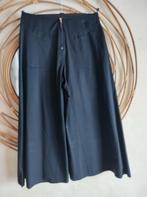 Broekrok zwart zijdeglans , rits achteraan maat M, Kleding | Dames, Rokken, Ophalen of Verzenden, Zo goed als nieuw, Maat 38/40 (M)