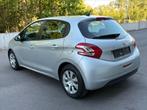 Peugeot 208 1.2i Benzine 046.000KM! 2015 Airco Navi Gekeurd, Auto's, Euro 5, Bedrijf, 5 deurs, Parkeersensor