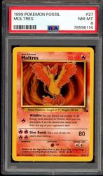 Moltres PSA 8 - 27/62 - Fossil 1999, Hobby en Vrije tijd, Verzamelkaartspellen | Pokémon, Verzenden, Zo goed als nieuw, Losse kaart