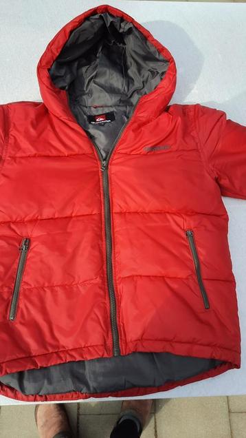 Quicksilver jas. beschikbaar voor biedingen