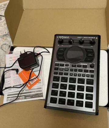 Roland sp 404 mk2 beschikbaar voor biedingen
