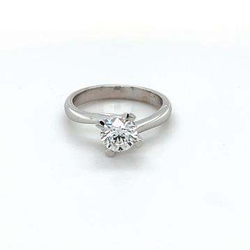 Bague en or/diamant 1,06 ct/or blanc 18 carats.