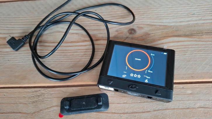 Coyote mini van 2025 met houder zonder abbonement, Auto diversen, Auto-accessoires, Zo goed als nieuw, Ophalen of Verzenden