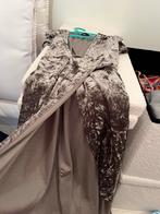 Robe velours taupe cache coeur S, Vêtements | Femmes, Enlèvement ou Envoi
