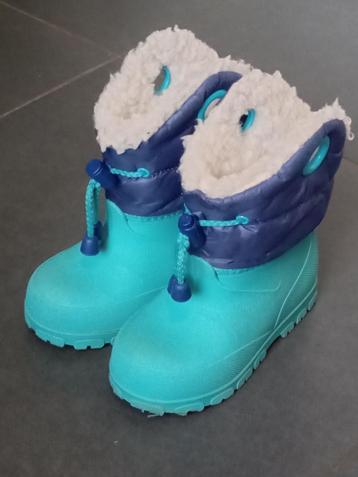 Bottes d’hiver de taille 24/25 beschikbaar voor biedingen