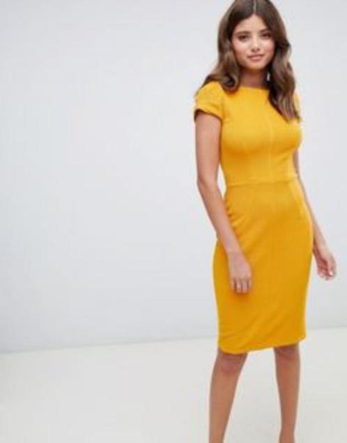 Donkergele jurk van Closet London - Maat 38, Kleding | Dames, Jurken, Maat 38/40 (M), Zwart, Ophalen of Verzenden