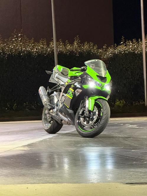 Kawasaki ZX6R, Motoren, Motoren | Kawasaki, Particulier, Super Sport, meer dan 35 kW, 4 cilinders, Motorrijbewijs A, ABS, LED Verlichting