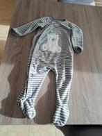 C&A pyjama met ijsbeer 92, Kinderen en Baby's, Kinderkleding | Maat 92, Nacht- of Onderkleding, C&A, Ophalen of Verzenden, Zo goed als nieuw