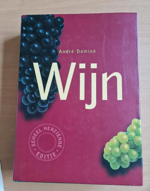 Boek : wijn / Andre Domine, Livres, Livres de cuisine, Comme neuf, Enlèvement ou Envoi