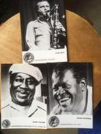3 photos de jazzmen: Stan Getz, Muddy Waters, Oscar Peterson, Livres, Musique, Comme neuf, Artiste