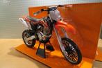 KTM 450 SX-F 1:6 49453 35 x 23 cm, Ophalen of Verzenden, Nieuw, 1:5 t/m 1:8, Motor