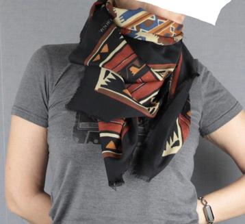 Oranje-zwarte sjaal