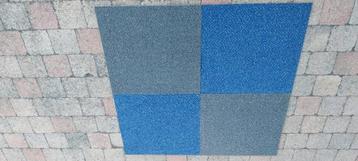 tapijt tegels  50 x 50 cm 4 kleuren  beschikbaar voor biedingen