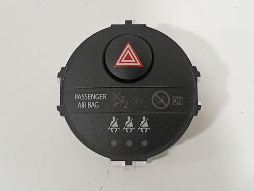 ALARMLICHTEN SCHAKELAAR Toyota Yaris III (P13) (839500D100), Auto-onderdelen, Dashboard en Schakelaars, Toyota, Gebruikt