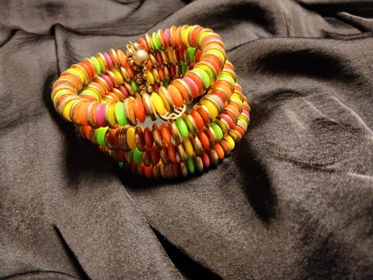 Louis Feraud armband, Handtassen en Accessoires, Armbanden, Ophalen