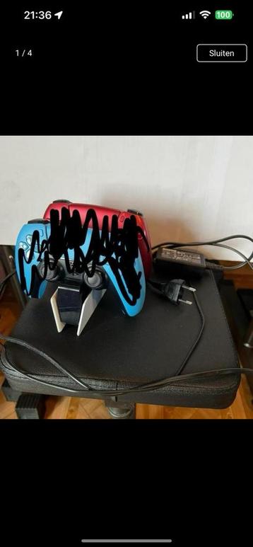 PlayStation controller charger- NO CONTROLLERS- beschikbaar voor biedingen
