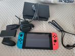 Switch et accessoires, Games en Spelcomputers, Ophalen, Zo goed als nieuw, Met 1 controller, Met games