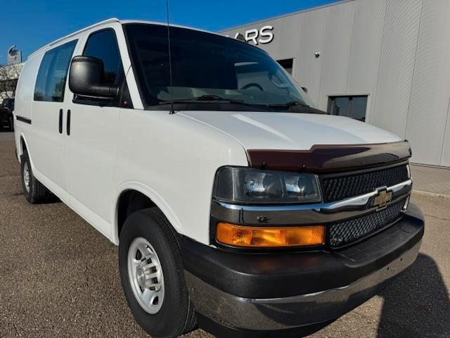 chevrolet express 6.0 l v8 benzine € 28900, Auto's, Bestelwagens en Lichte vracht, Bedrijf, Te koop, ABS, Achteruitrijcamera, Airbags