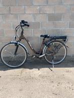 Elektrische fiets minerva met middenmotor, Fietsen en Brommers, Elektrische fietsen, Ophalen, Zo goed als nieuw
