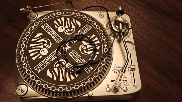 2x JB SYSTEMS T2 platendraaiers, TV, Hi-fi & Vidéo, Tourne-disques, Enlèvement