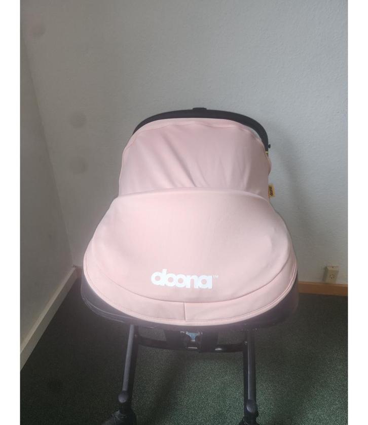 Doona Buggy – Roze | 2-in-1 Autostoel & Kinderwagen, Kinderen en Baby's, Kinderwagens en Combinaties, Zo goed als nieuw, Combiwagen